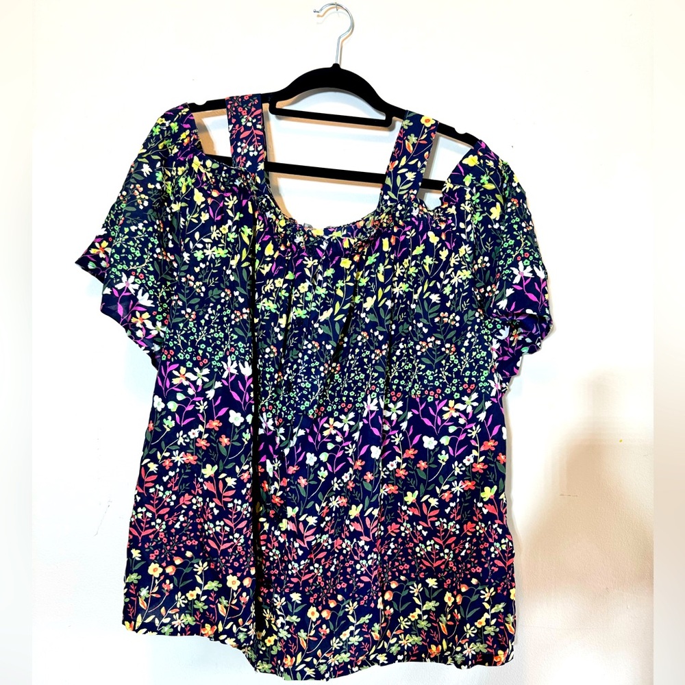 Woman within size 1X blue floral off shoulder top Pink Yellow